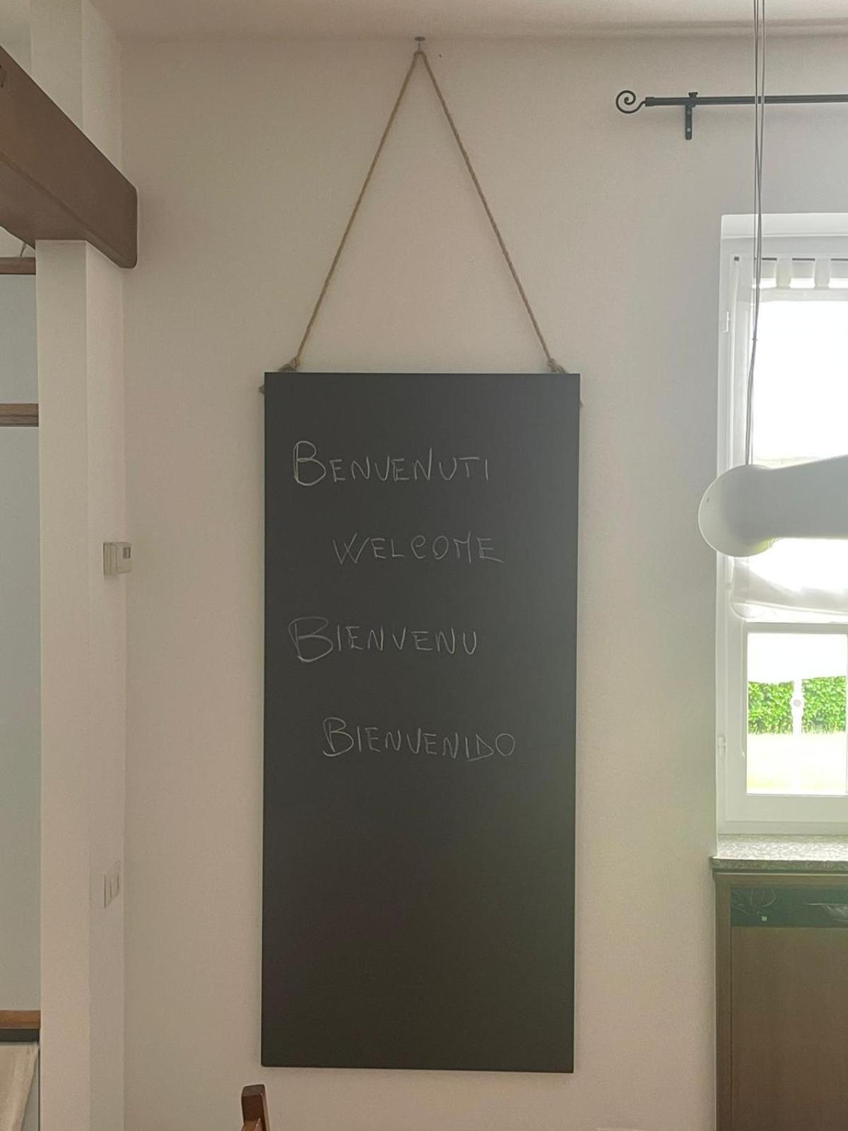 B&B Marilena Guanzate Eksteriør bilde